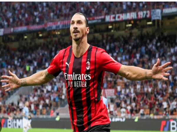 Zlatan Ibrahimovic trong màu áo AC Milan