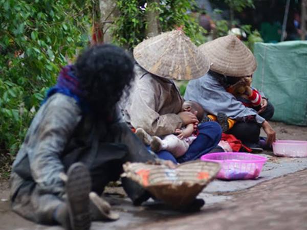 Nằm mơ thấy ăn xin, ăn mày có điềm báo gì nên chọn số mấy 2